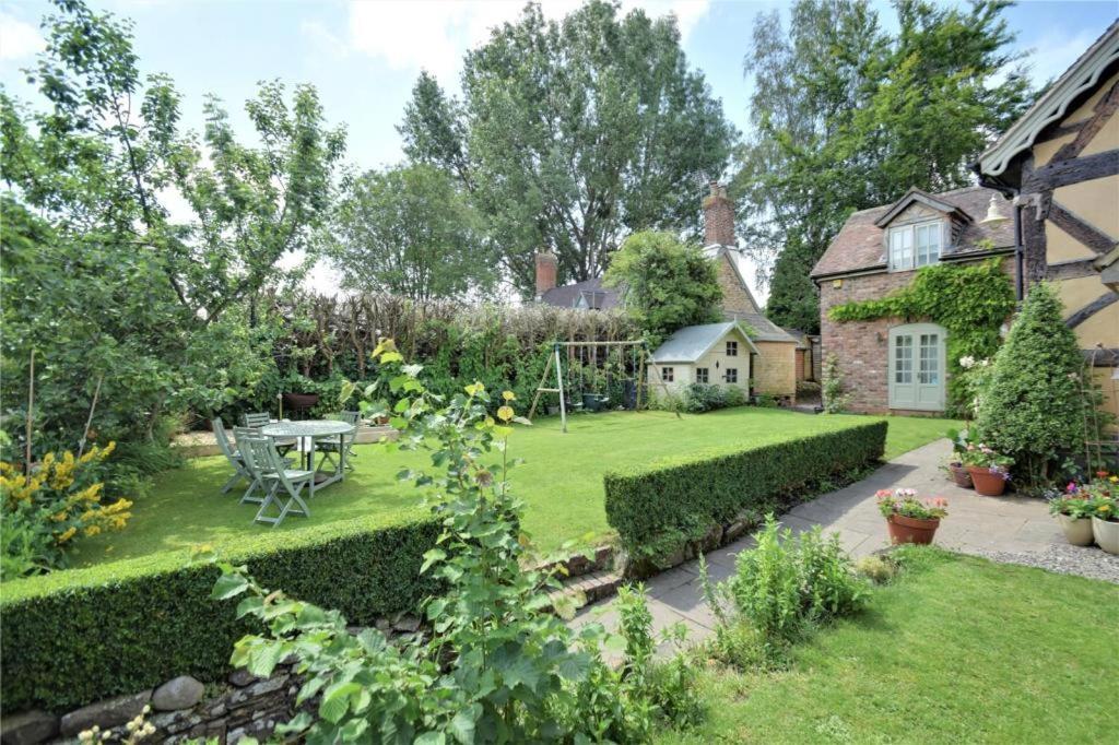 Chocolate Box Cottage In The Heart Of Shropshire Ludlow Exterior photo